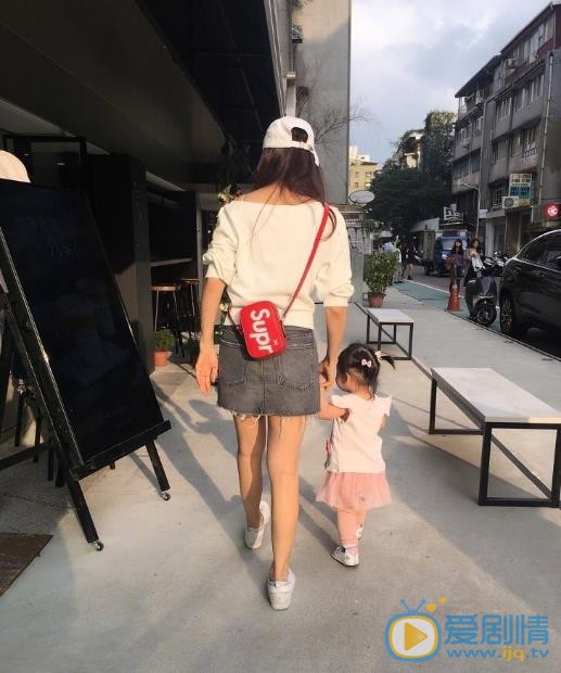 伊能静和女儿合照 伊能静高清写真_伊能静高清剧照