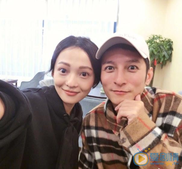 李维嘉好友合照写真 李维嘉高清写真_李维嘉高清剧照