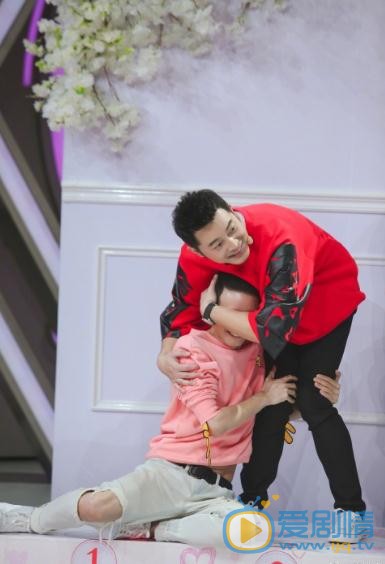 李维嘉参加活动写真 李维嘉高清写真_李维嘉高清剧照