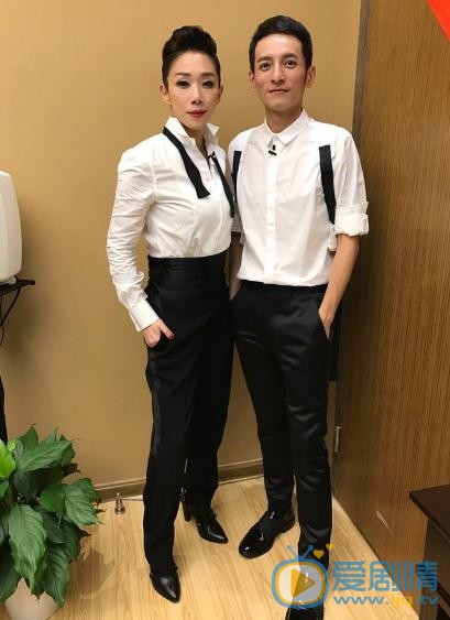 李维嘉好友合照写真 李维嘉高清写真_李维嘉高清剧照