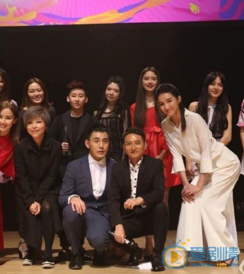 李维嘉参加活动写真 李维嘉高清写真_李维嘉高清剧照