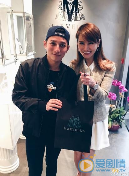 李维嘉好友合照写真 李维嘉高清写真_李维嘉高清剧照
