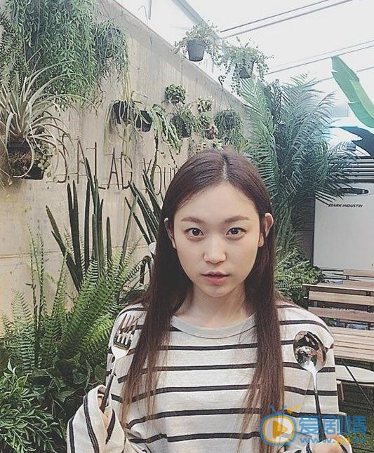 金瑟祺生活照 金瑟祺高清写真_金瑟祺高清剧照