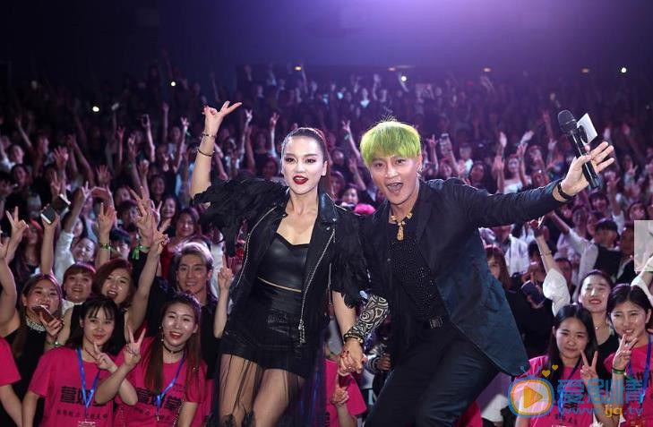 陈志朋演唱会造型 陈志朋高清写真_陈志朋高清剧照