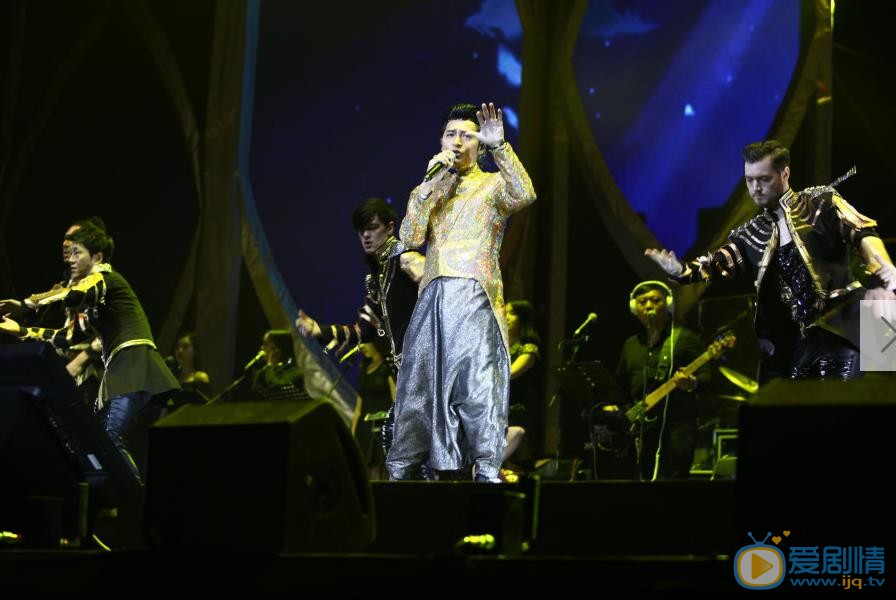 陈志朋演唱会造型 陈志朋高清写真_陈志朋高清剧照