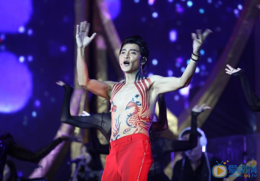 陈志朋演唱会造型 陈志朋高清写真_陈志朋高清剧照