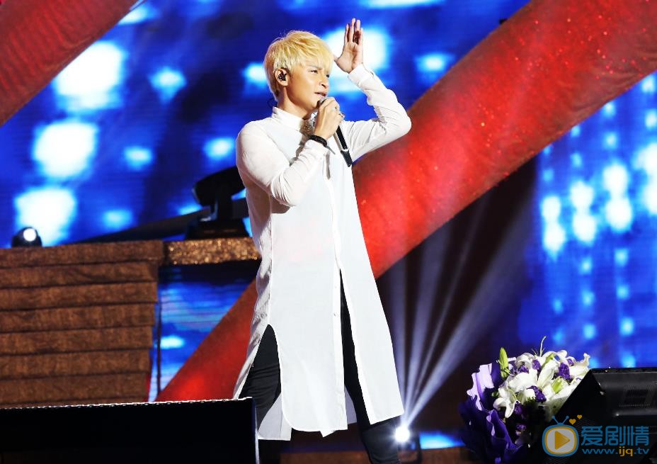 陈志朋演唱会造型 陈志朋高清写真_陈志朋高清剧照