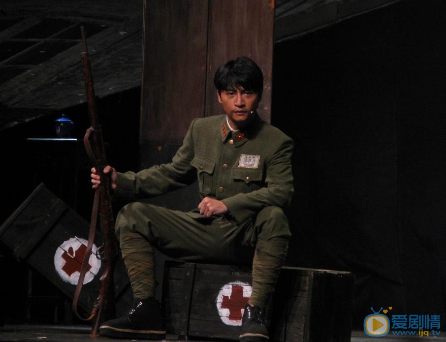 陈志朋《无处安放》话剧照 陈志朋高清写真_陈志朋高清剧照