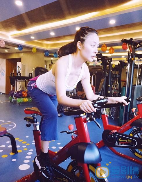王乐乐健身照 王乐乐高清写真_王乐乐高清剧照
