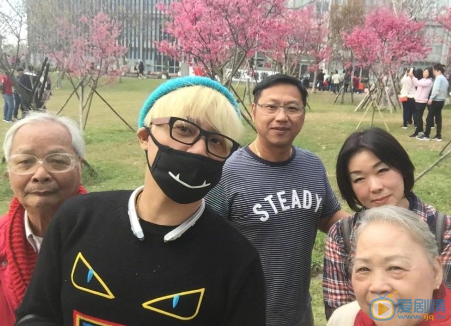 陈志朋家人合照 陈志朋高清写真_陈志朋高清剧照