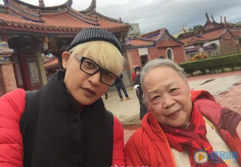 陈志朋家人合照 陈志朋高清写真_陈志朋高清剧照