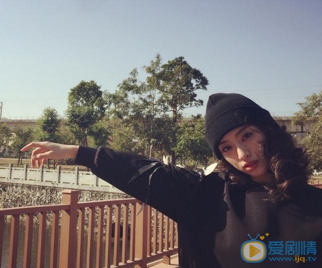 彭必瑶生活照 彭必瑶高清写真_彭必瑶高清剧照