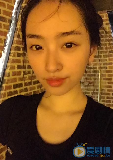 彭必瑶生活照 彭必瑶高清写真_彭必瑶高清剧照