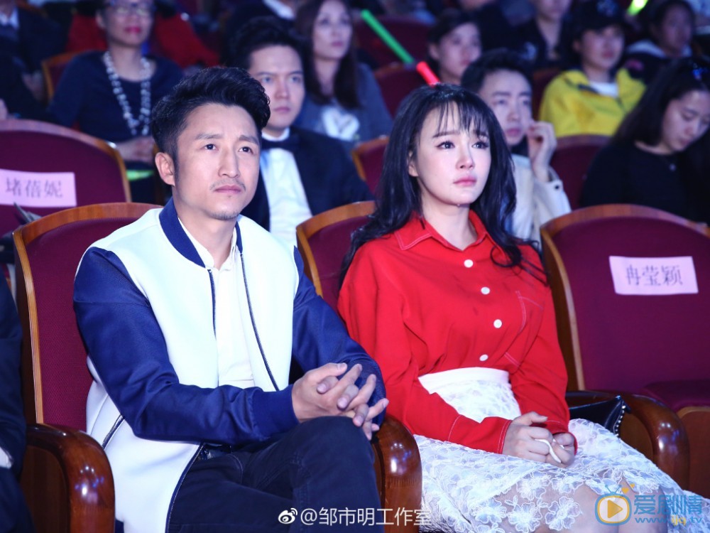 邹市明和妻子合照写真 邹市明高清写真_邹市明高清剧照