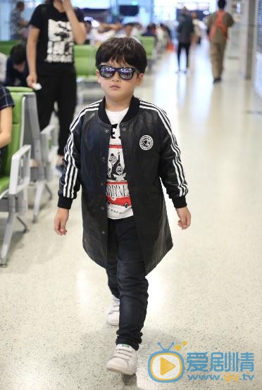 邹市明儿子邹明轩照 邹市明儿子邹明轩照