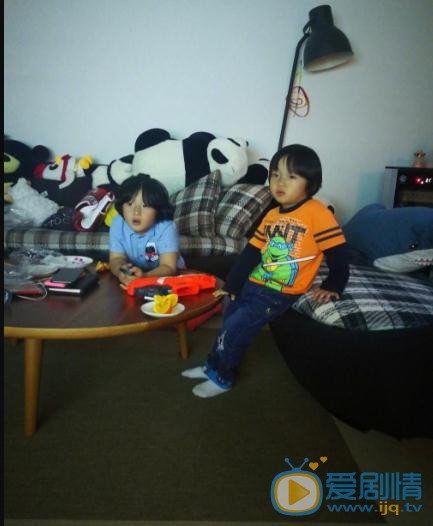 邹市明儿子邹明轩照 邹市明高清写真_邹市明高清剧照