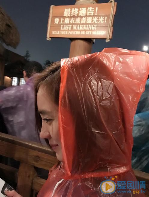 王智生活照 王智高清写真_王智高清剧照