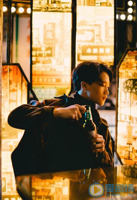 方泰贤夜色写真 方泰贤高清写真_方泰贤高清剧照