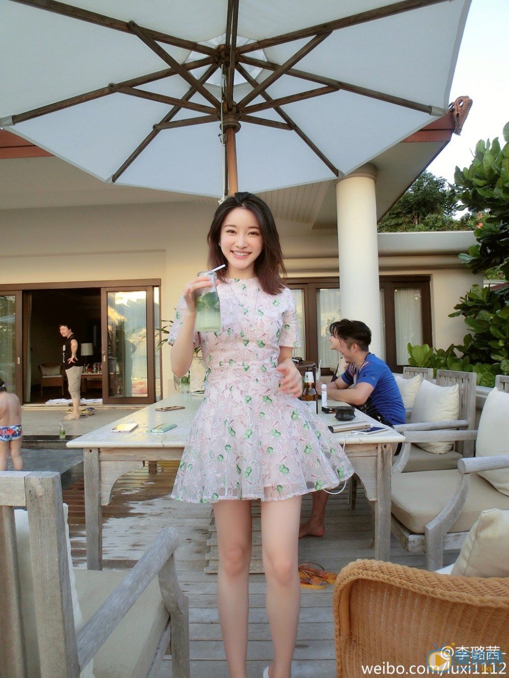 李璐茜旅行写真 李璐茜高清写真_李璐茜高清剧照