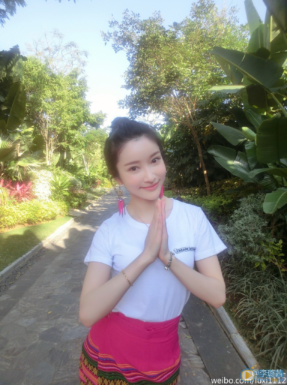 李璐茜俏丽写真 李璐茜高清写真_李璐茜高清剧照