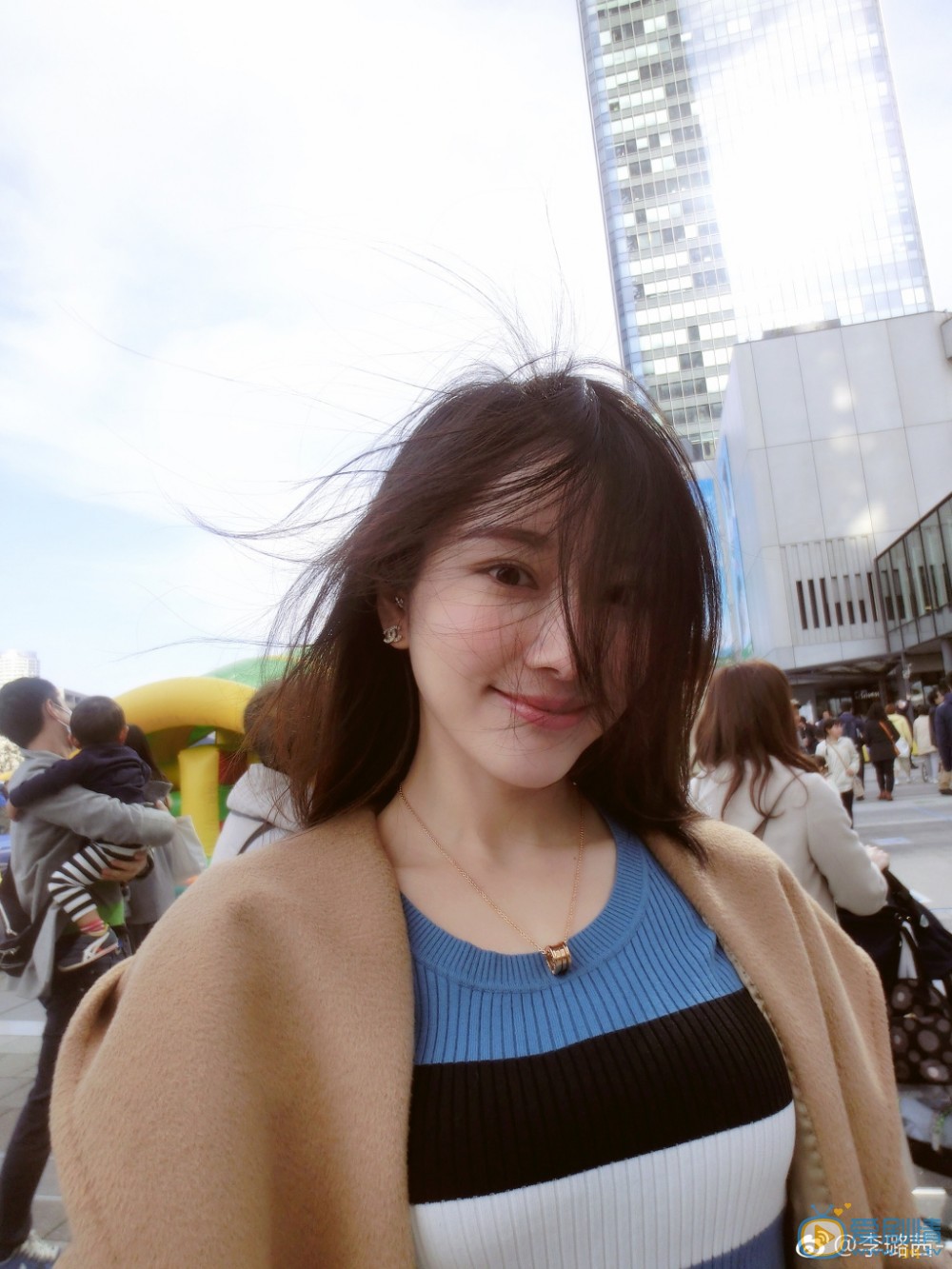 李璐茜街拍写真 李璐茜高清写真_李璐茜高清剧照
