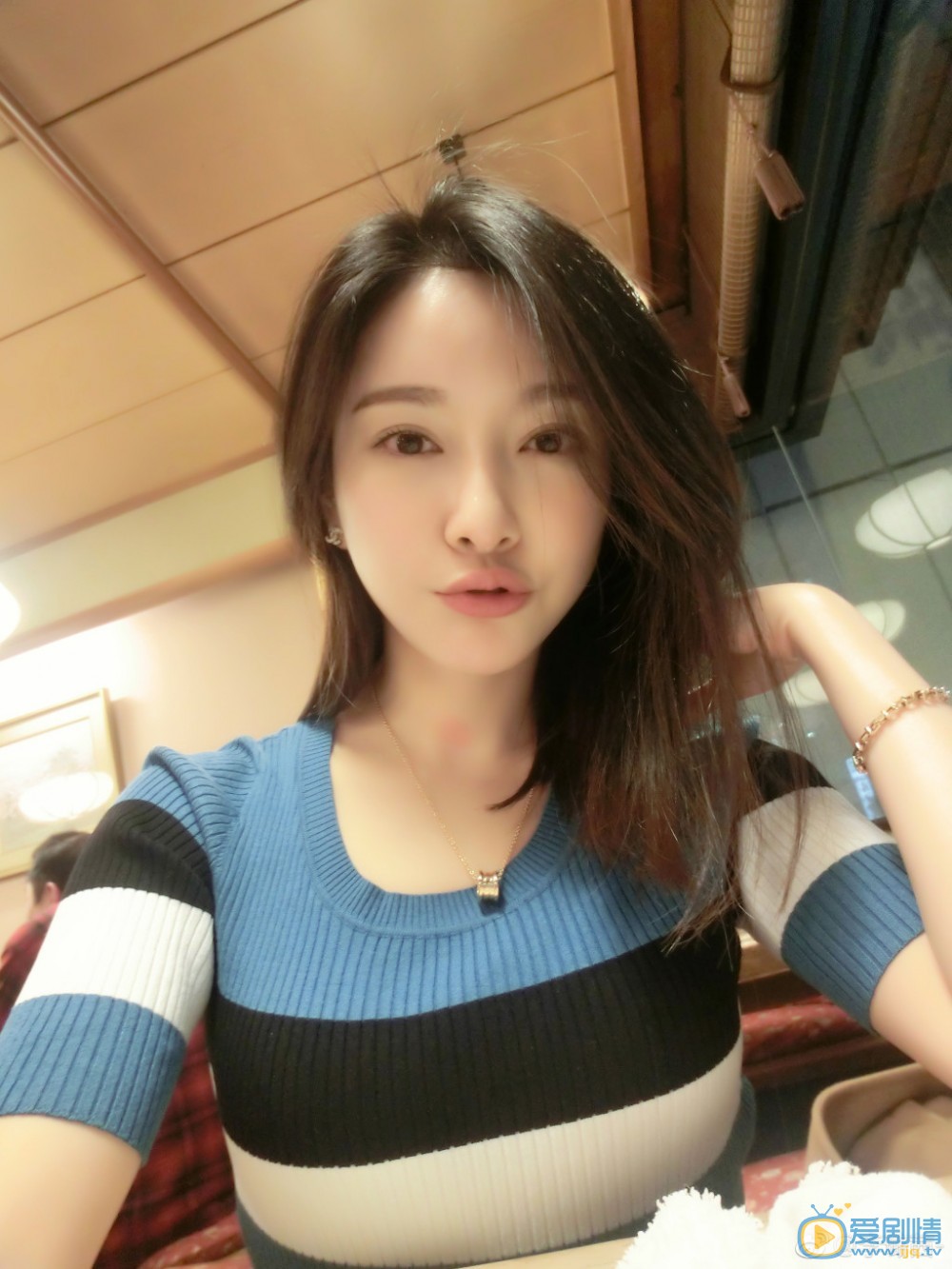 李璐茜街拍写真 李璐茜高清写真_李璐茜高清剧照