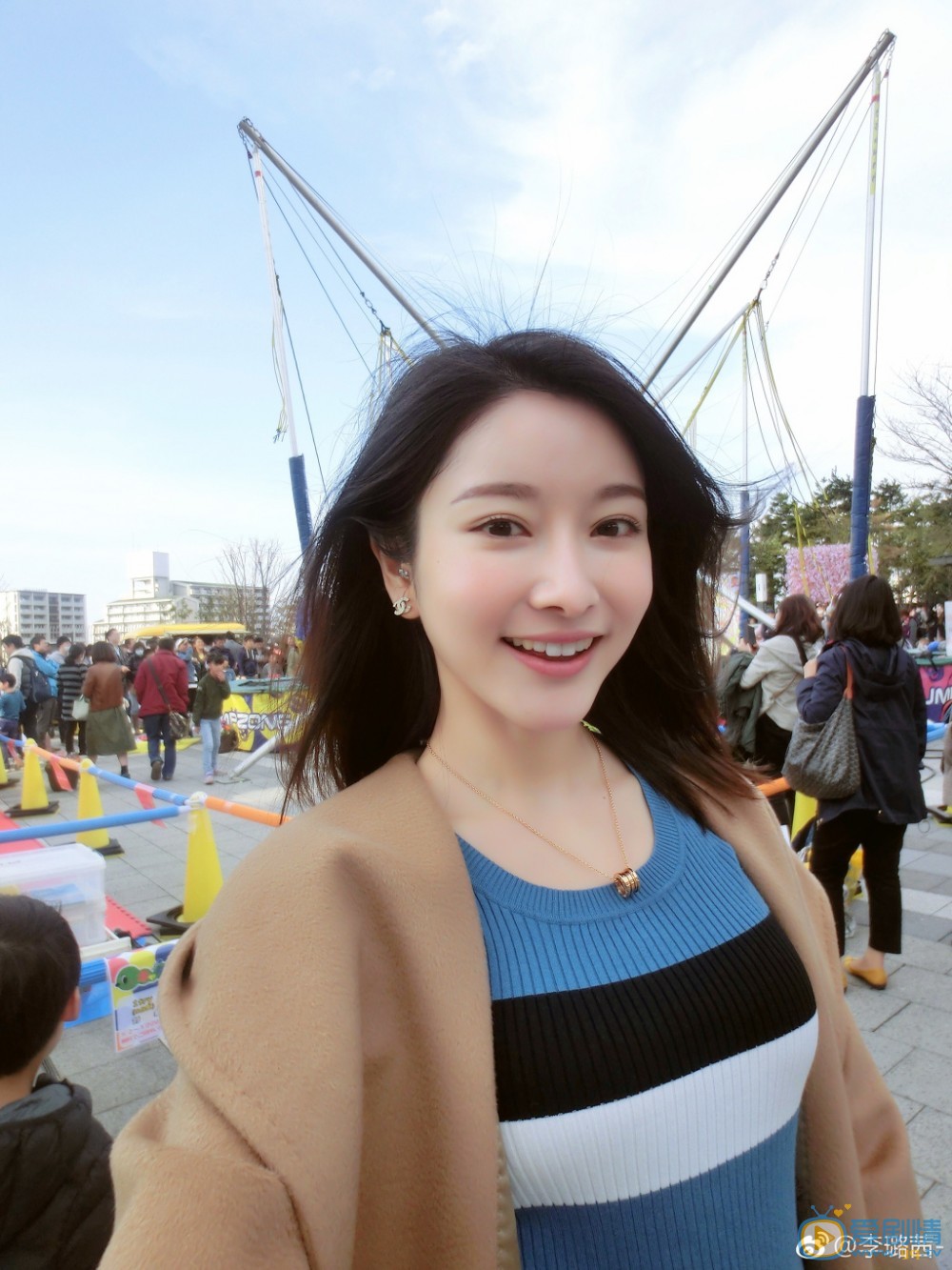 李璐茜街拍写真 李璐茜高清写真_李璐茜高清剧照