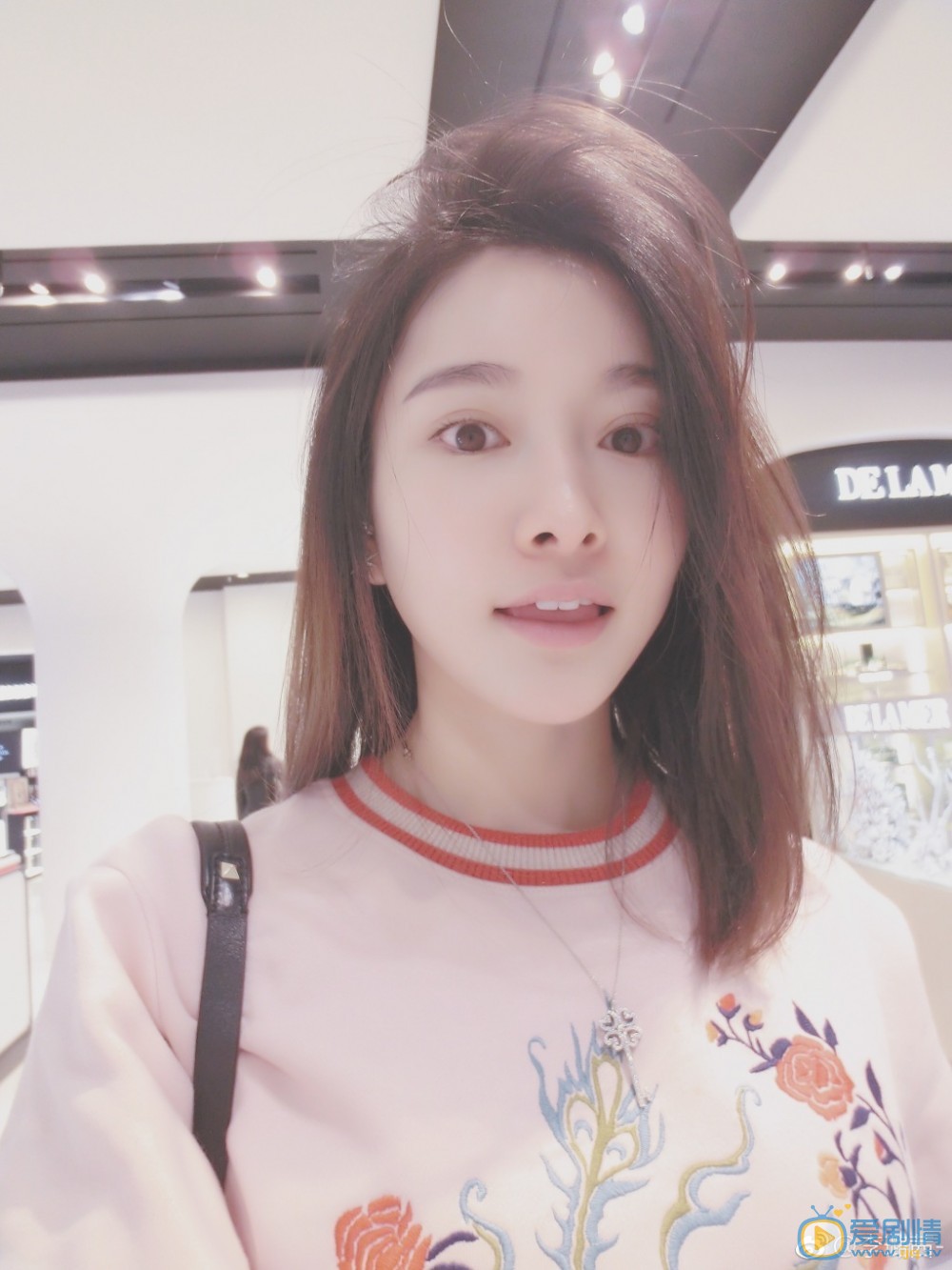 李璐茜街拍写真 李璐茜高清写真_李璐茜高清剧照