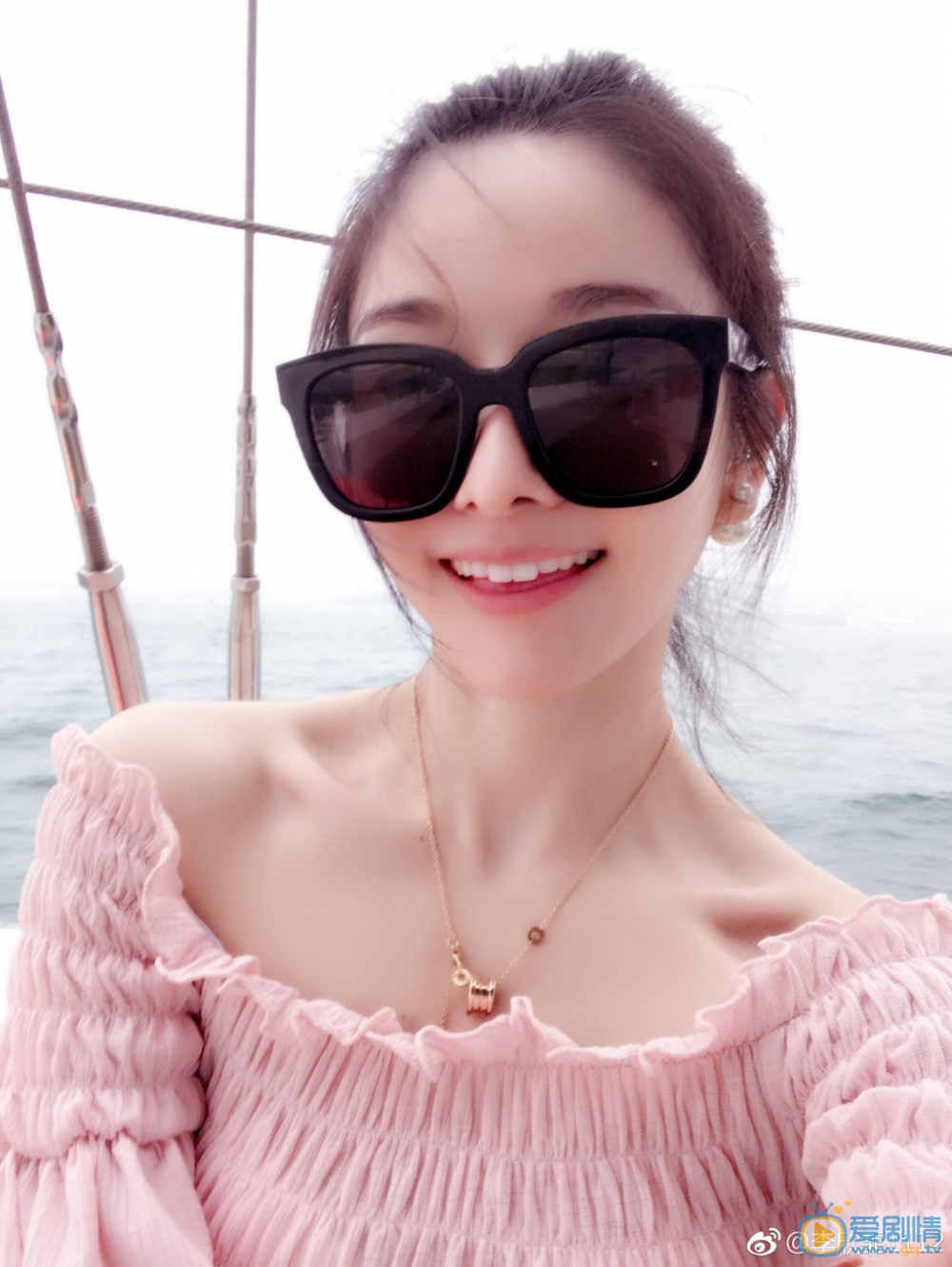 李璐茜街拍写真 李璐茜高清写真_李璐茜高清剧照