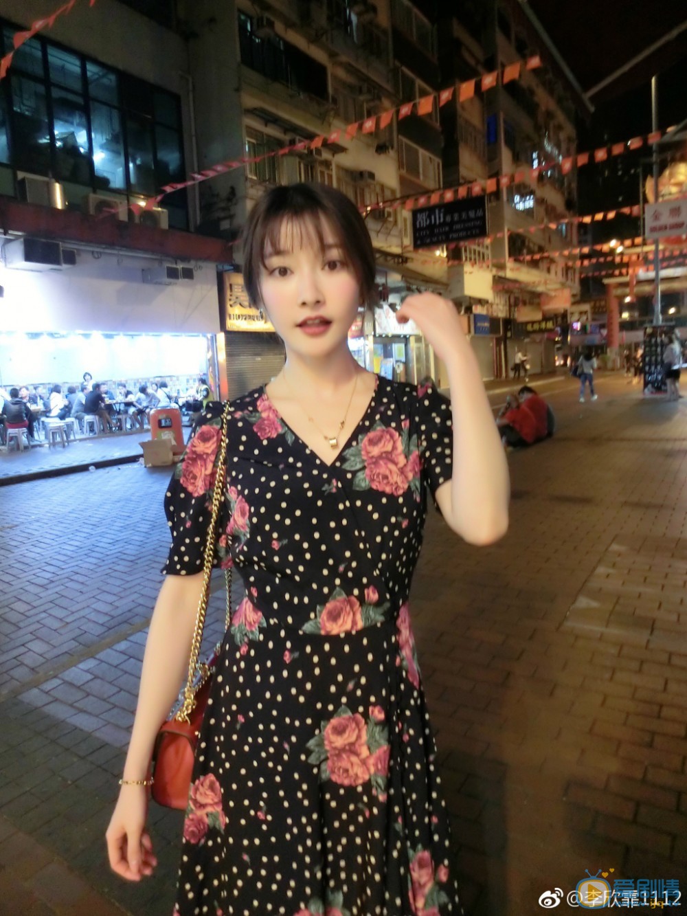 李璐茜街拍写真 李璐茜高清写真_李璐茜高清剧照