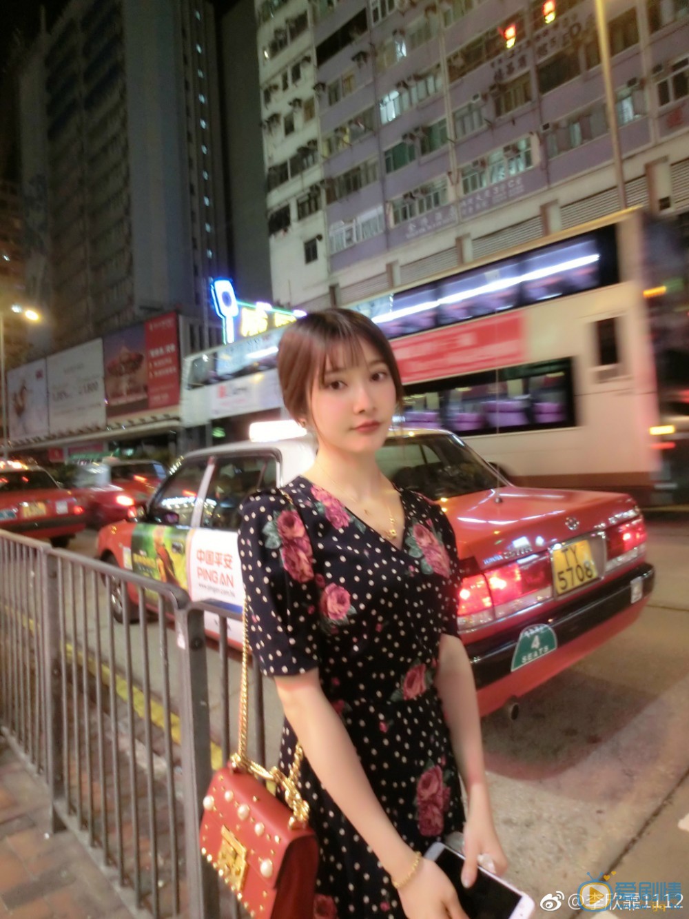李璐茜街拍写真 李璐茜高清写真_李璐茜高清剧照
