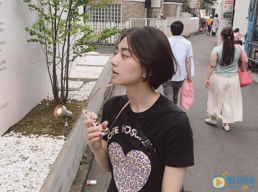 王若珊生活照 王若珊高清写真_王若珊高清剧照