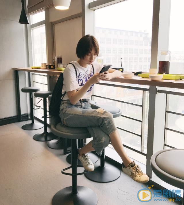 王若珊生活照 王若珊高清写真_王若珊高清剧照