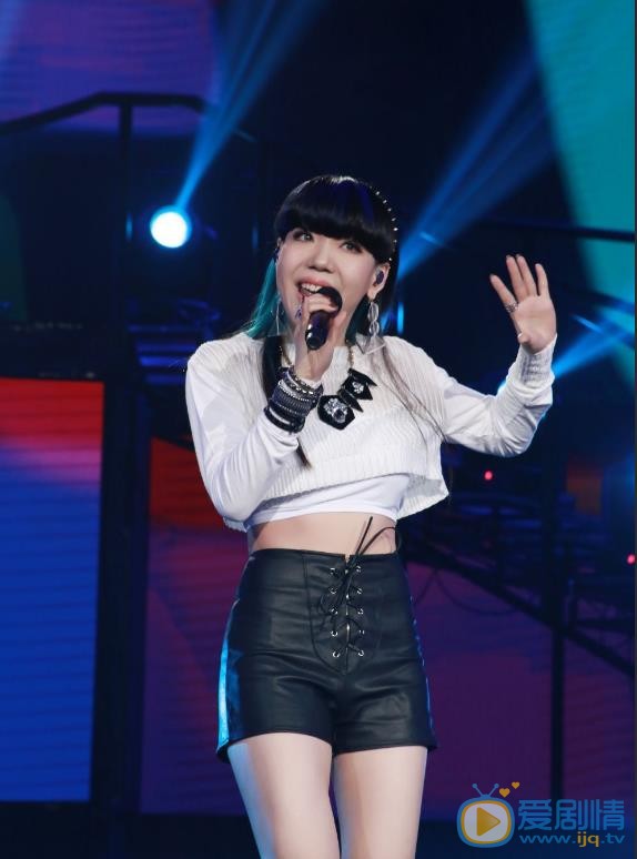 吴莫愁演唱会 吴莫愁高清写真_吴莫愁高清剧照