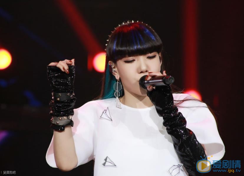吴莫愁演唱会 吴莫愁高清写真_吴莫愁高清剧照