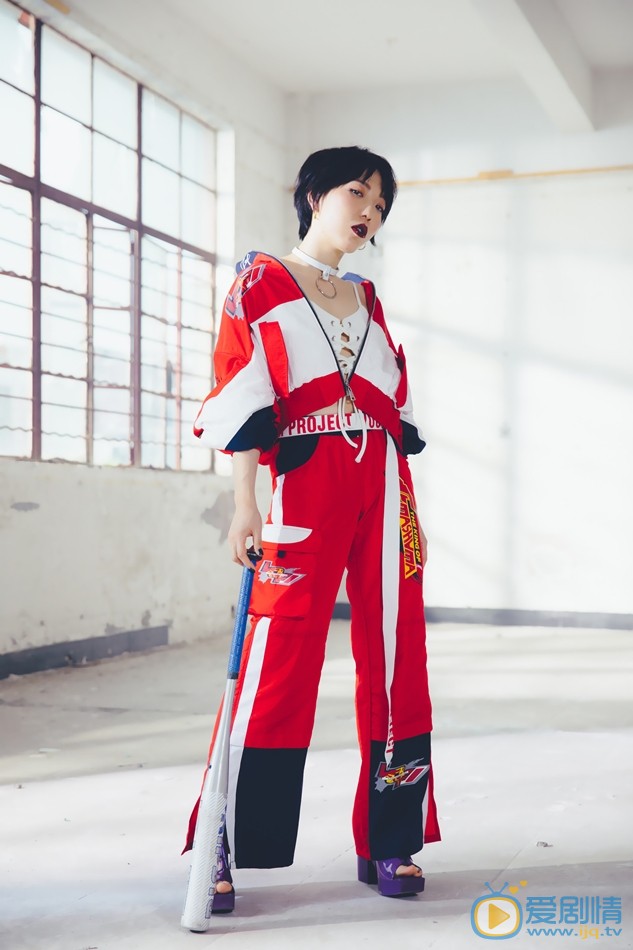 吴莫愁街拍写真 吴莫愁高清写真_吴莫愁高清剧照