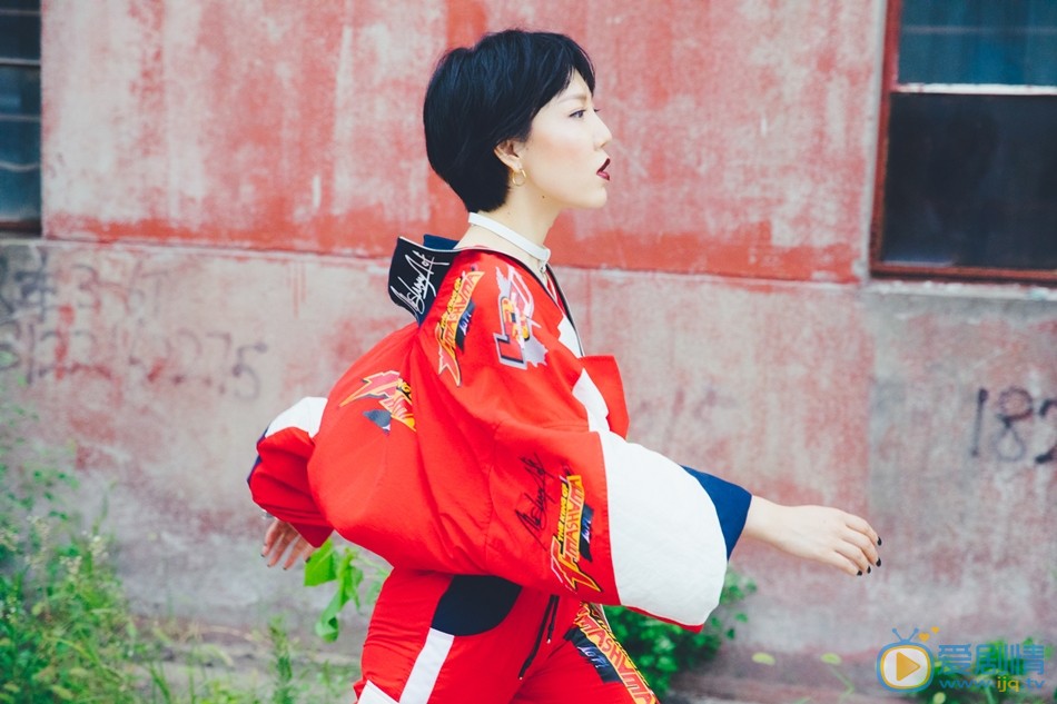 吴莫愁街拍写真 吴莫愁高清写真_吴莫愁高清剧照