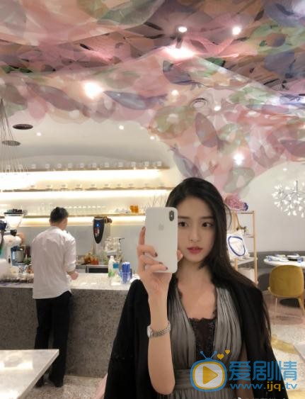 杨雁翎生活照写真 杨雁翎高清写真_杨雁翎高清剧照