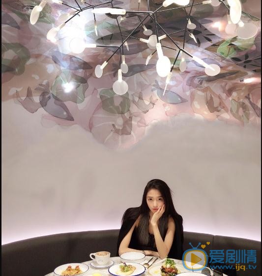 杨雁翎生活照写真 杨雁翎高清写真_杨雁翎高清剧照