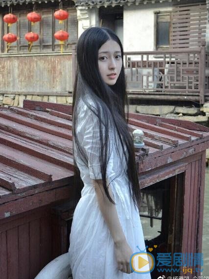 杨雁翎俏丽写真 杨雁翎高清写真_杨雁翎高清剧照