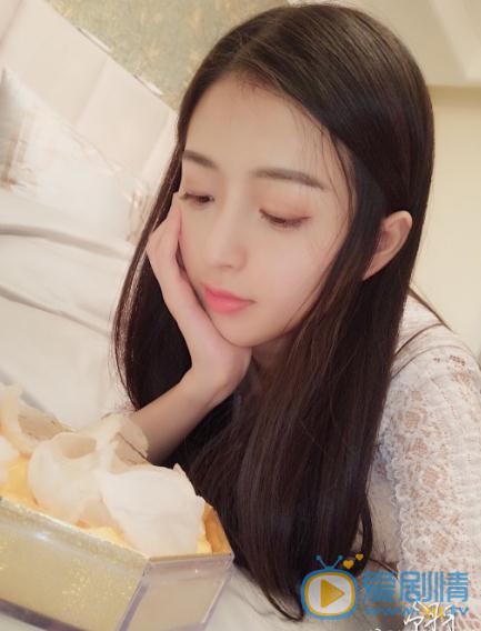 杨雁翎俏丽写真 杨雁翎高清写真_杨雁翎高清剧照