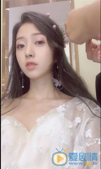 杨雁翎青春写真 杨雁翎高清写真_杨雁翎高清剧照