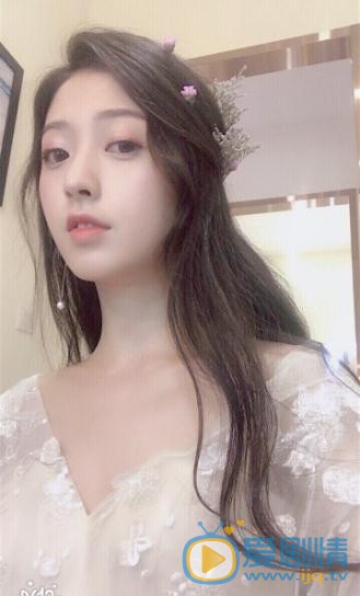 杨雁翎青春写真 杨雁翎高清写真_杨雁翎高清剧照
