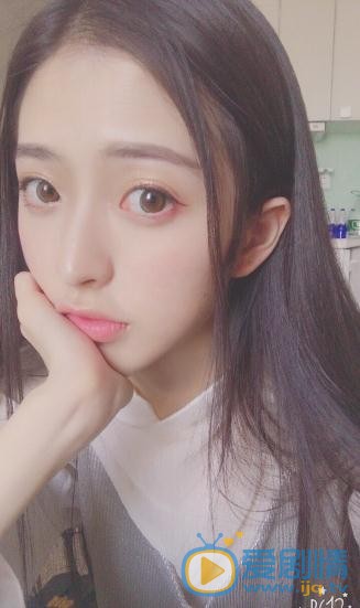 杨雁翎青春写真 杨雁翎高清写真_杨雁翎高清剧照