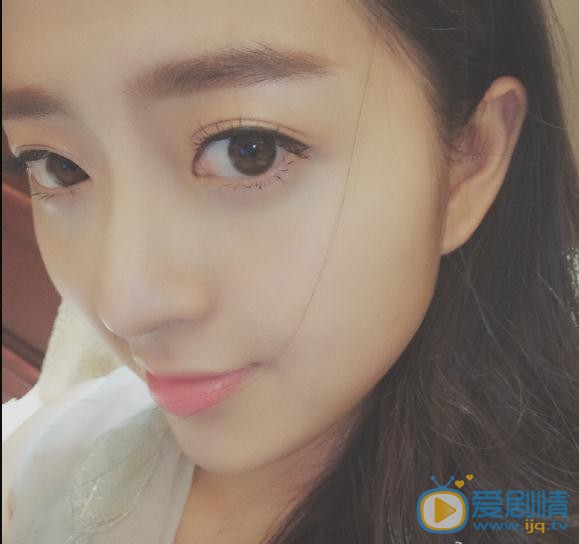 杨雁翎青春写真 杨雁翎高清写真_杨雁翎高清剧照