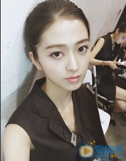 杨雁翎青春写真 杨雁翎高清写真_杨雁翎高清剧照