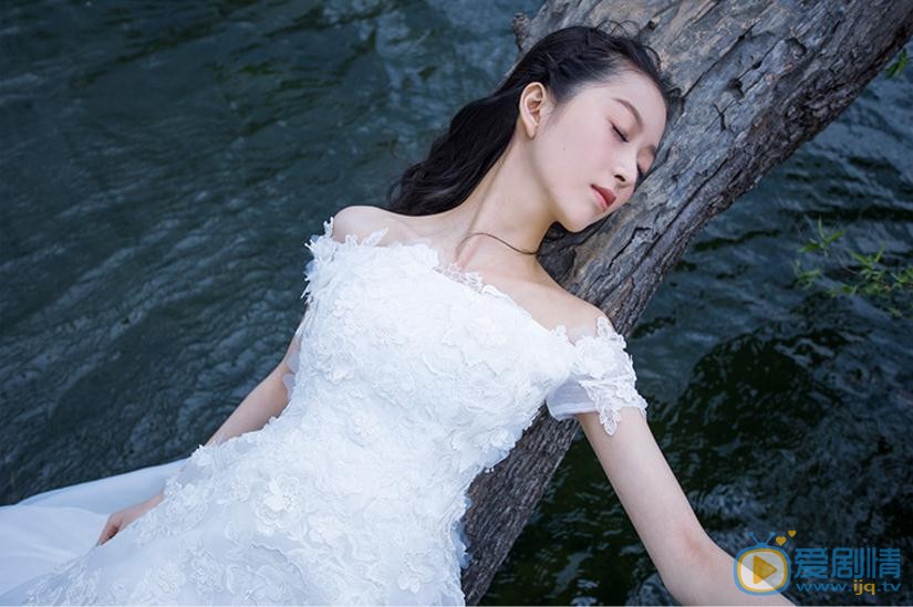 杨雁翎唯美写真 杨雁翎高清写真_杨雁翎高清剧照