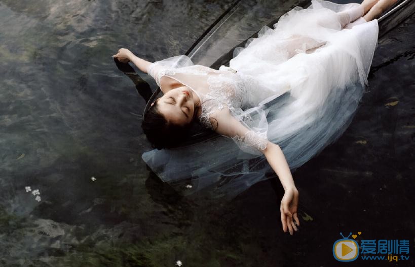 杨雁翎广告写真 杨雁翎高清写真_杨雁翎高清剧照