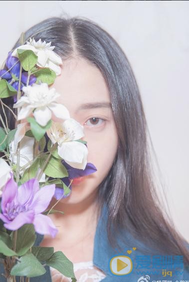 杨雁翎俏丽写真 杨雁翎高清写真_杨雁翎高清剧照