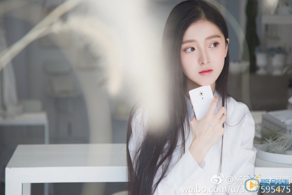 杨雁翎俏丽写真 杨雁翎高清写真_杨雁翎高清剧照